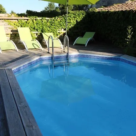 Holiday home Perchee Jurassic Piscine, Et Hammam Proche Des Gorges De L'aveyron *